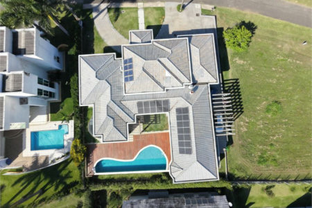 Casa à venda com 5 quartos, sendo 3 suítes, no condomínio Residencial Vale do Lago, Sorocaba - SP