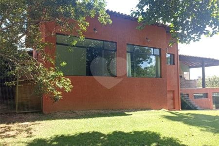 Casa à venda com 3 suítes no condomínio Village Ipanema 1, Araçoiaba da Serra - SP