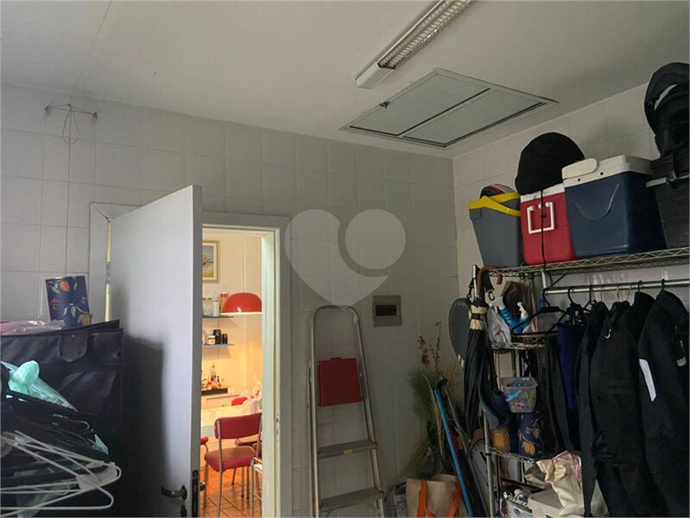 Casa de Vila à venda com 3 quartos, sendo 1 suíte,  em Cidade São Francisco, São Paulo, SP