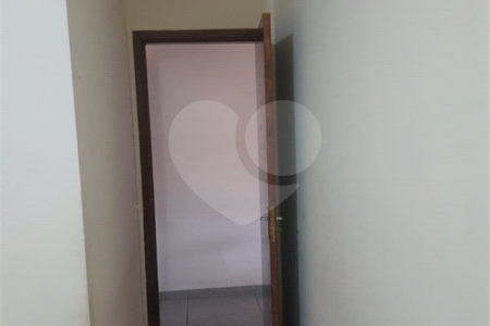 Casa à venda com 3 quartos em Vila Adriana, São José dos Campos, SP
