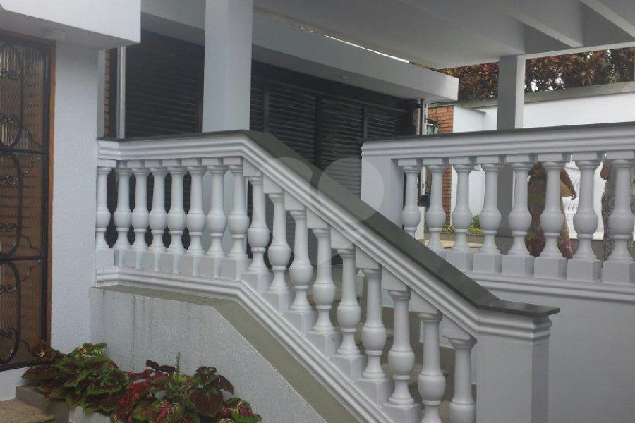 Casa à venda com 3 suítes em Jardim Franca, São Paulo, SP