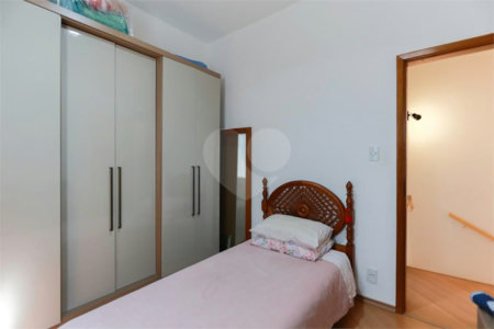 Sobrado à venda com 2 quartos em Santana, São Paulo, SP