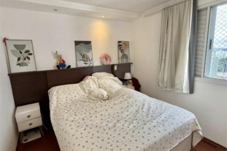 Apartamento à venda com 3 quartos, sendo 1 suíte, em Alto da Boa Vista, São Paulo, SP