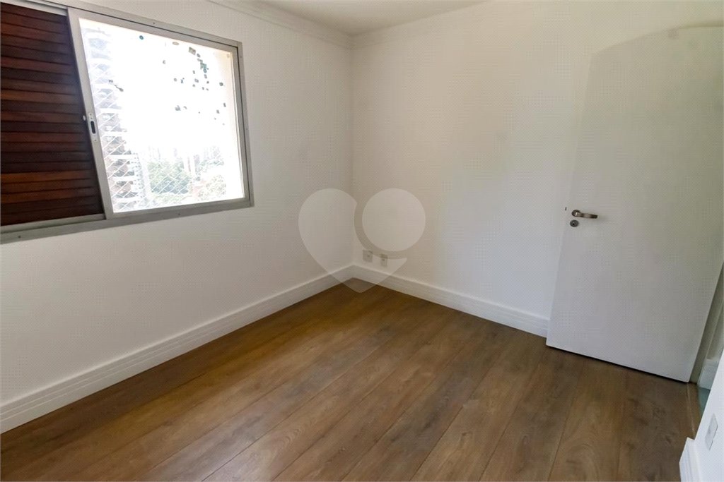 Apartamento à venda com 3 quartos, sendo 2 suítes, em Vila Andrade, São Paulo, SP