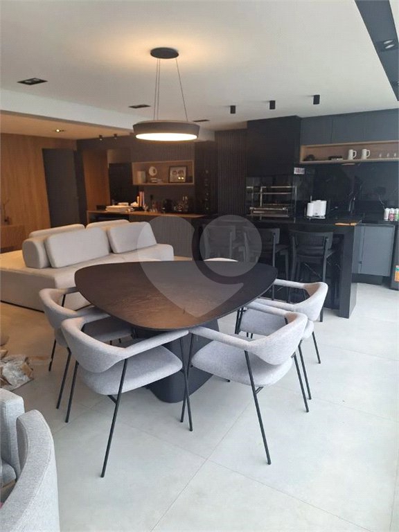 Apartamento à venda com 4 quartos, sendo 2 suítes,  em Vila Anastácio, São Paulo, SP
