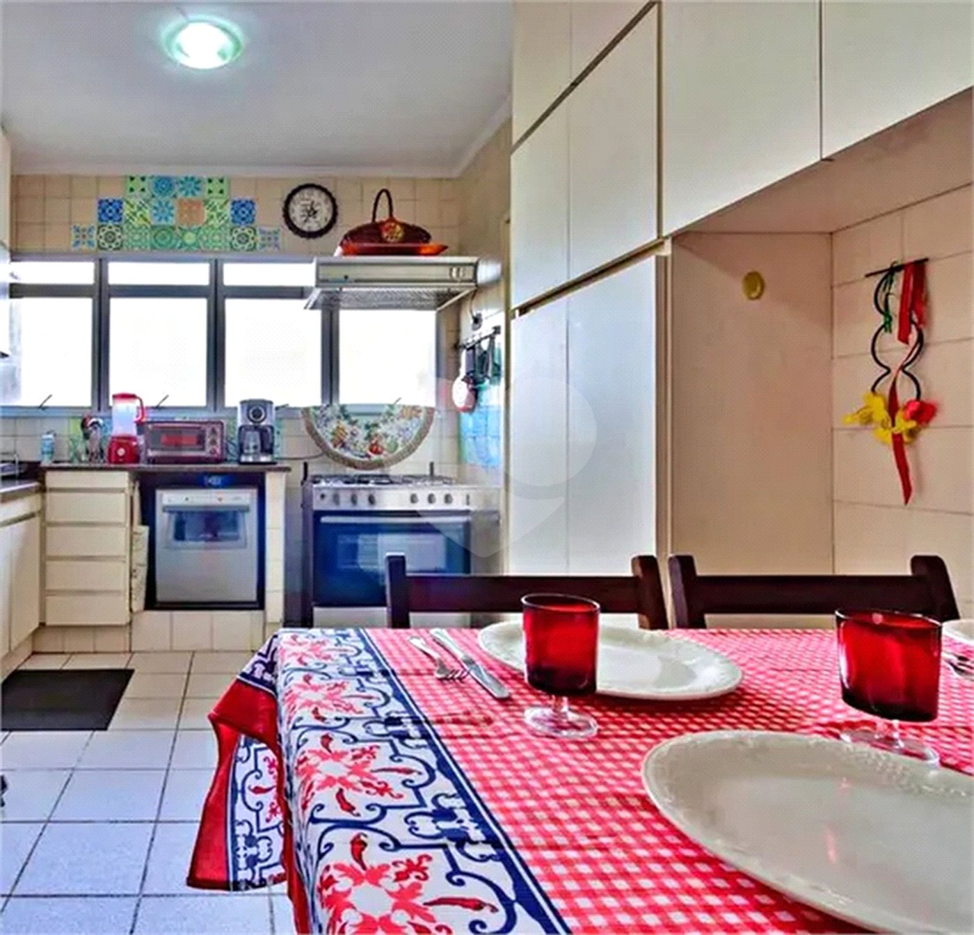 Apartamento à venda com 3 quartos, sendo 1 suíte, em Vila Andrade, São Paulo, SP