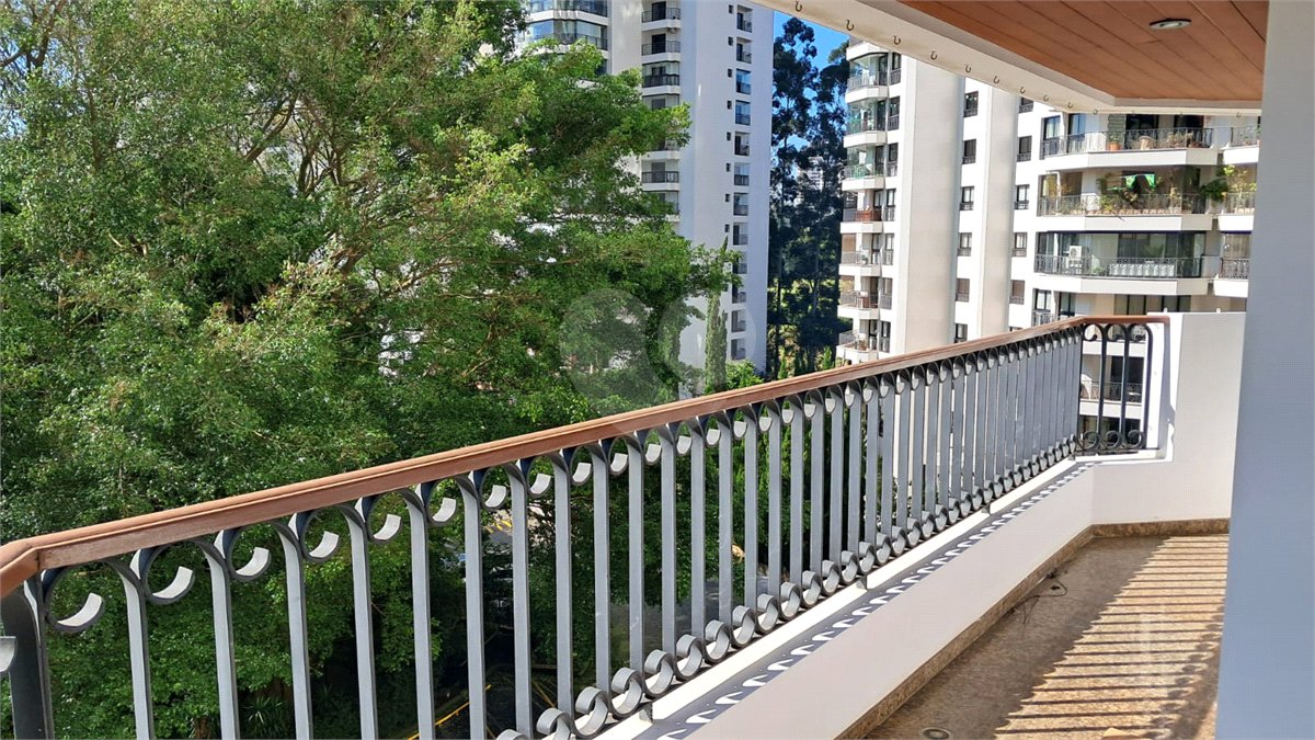Apartamento para alugar com 4 suítes em Alto da Boa Vista, São Paulo, SP