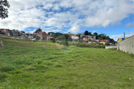 Terreno à venda em Vila Anchieta, Poá, SP