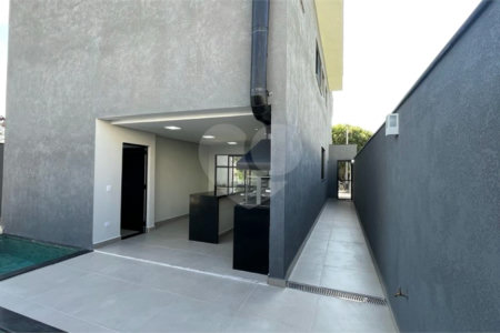 Casa à venda com 4 quartos, sendo 3 suítes, no condomínio Campos do Conde Sorocaba, Sorocaba - SP