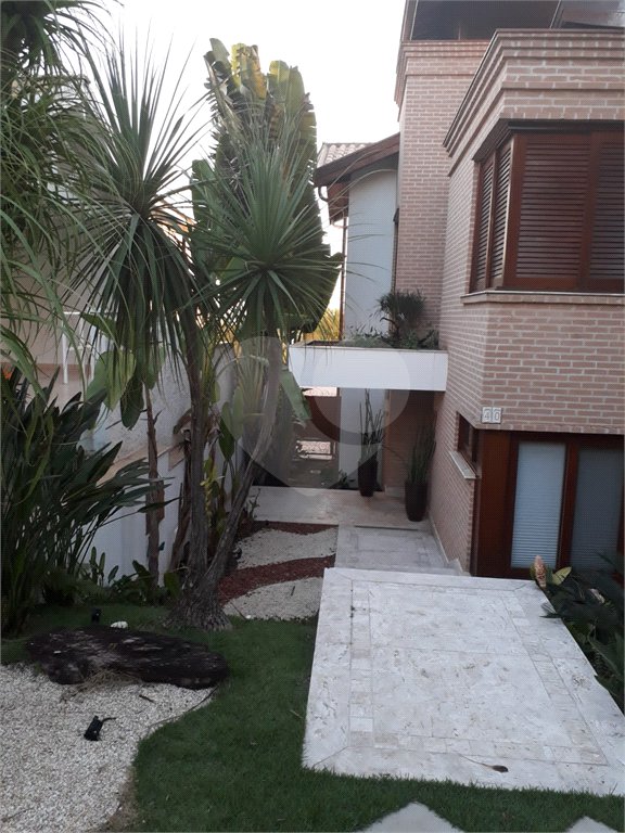 Casa à venda com 4 suítes no condomínio Jardim Vila Paradiso, Indaiatuba - SP