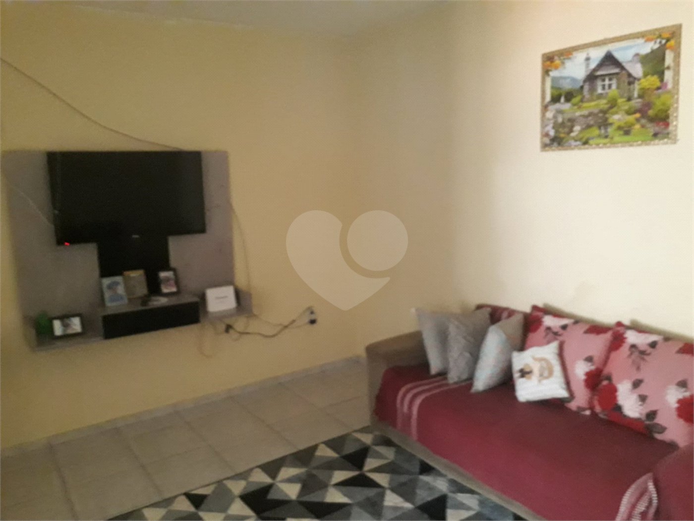 Casa de Vila à venda com 4 quartos, sendo 1 suíte,  em Jardim Morada do Sol, Indaiatuba, SP