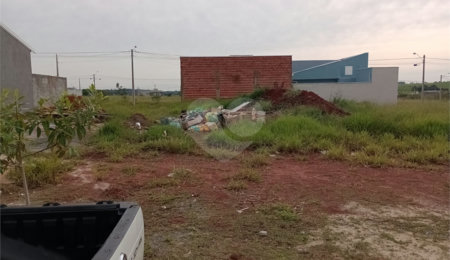 Terreno à venda com 2 quartos em Parque Itapê, Itapetininga, SP