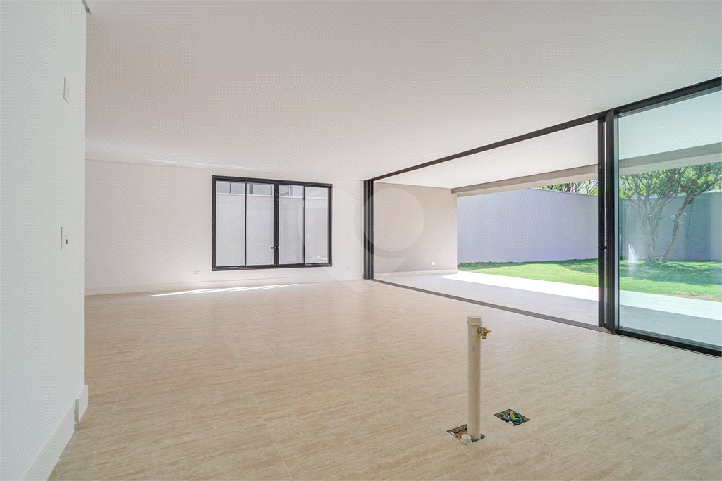 Casa à venda com 4 suítes no condomínio Hípica Max Garden, São Paulo - SP