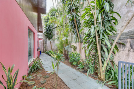 Casa à venda com 4 suítes em Jardim Marajoara, São Paulo, SP