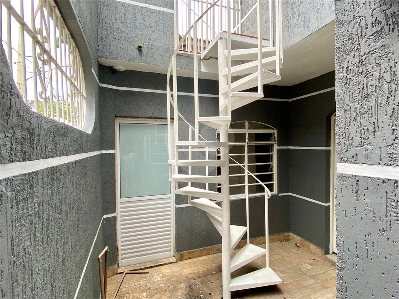 Casa à venda com 3 quartos, sendo 2 suítes, em Vila Progredior, São Paulo, SP