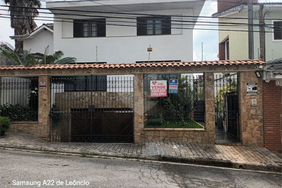 Sobrado à venda com 4 quartos, sendo 1 suíte, em Tremembé, São Paulo, SP