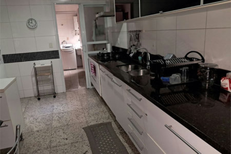 Apartamento Residencial à venda, Gonzaga, Santos - AP0761.