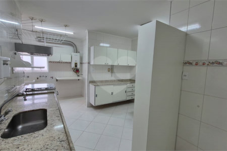 Cobertura à venda com 3 suítes em Cidade São Francisco, São Paulo, SP