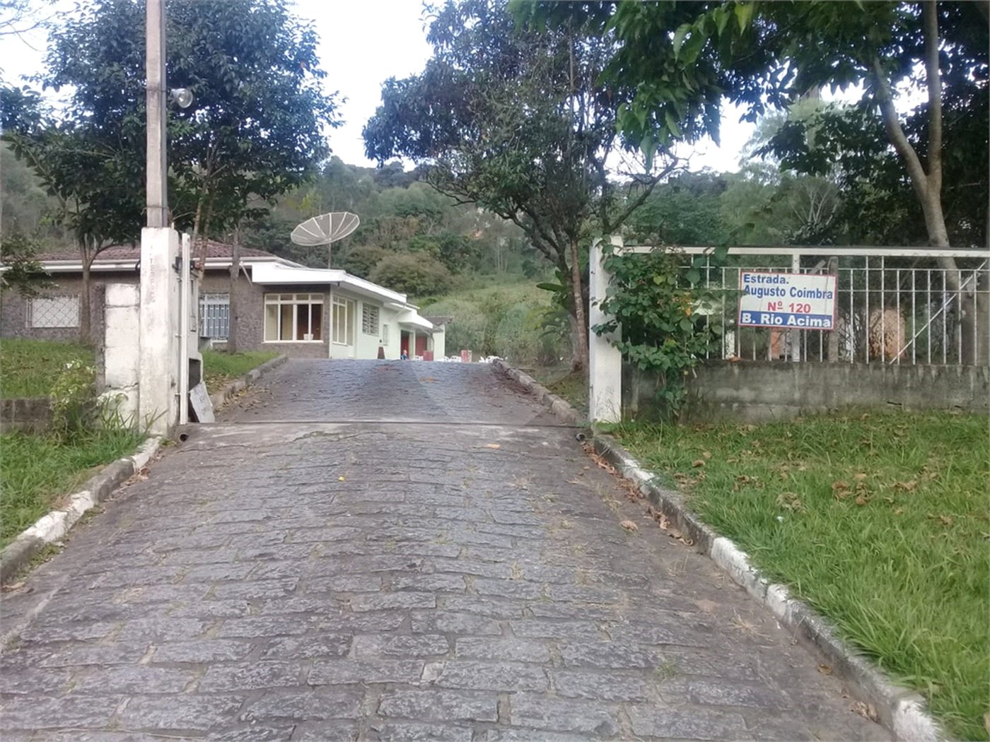 Casa à venda com 4 quartos, sendo 1 suíte, em Rio Acima, Mairiporã, SP