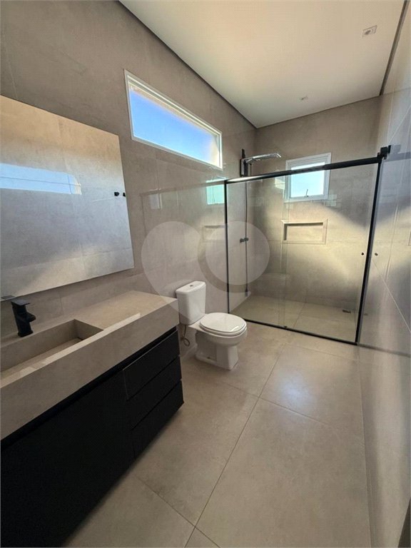 Casa à venda com 3 quartos, sendo 1 suíte, em Jardim Novo Mundo, Várzea Paulista, SP