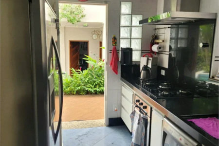 Casa à venda com 4 quartos, sendo 2 suítes, em Vila Romana, São Paulo, SP