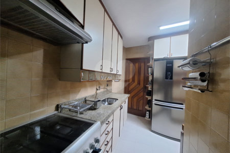 Apartamento à venda com 3 quartos, sendo 1 suíte, em Maracanã, Rio de Janeiro, RJ