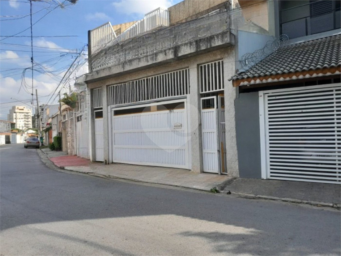 Sobrado à venda com 3 quartos, sendo 1 suíte,  em Saúde, São Paulo, SP
