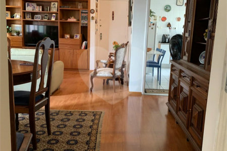 Apartamento à venda com 3 quartos, sendo 1 suíte, em Vila Clementino, São Paulo, SP
