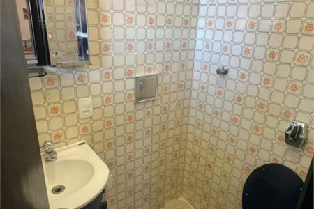 Casa à venda com 5 quartos, sendo 4 suítes, em Parque Maria Helena, São Paulo, SP