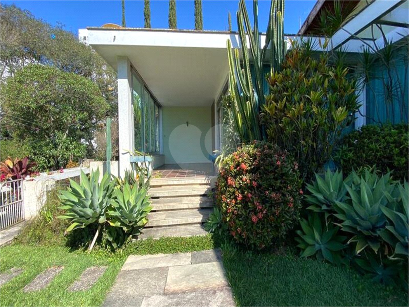 Casa Térrea à venda com 4 quartos, sendo 2 suítes, em Jardim Floresta, São Paulo, SP