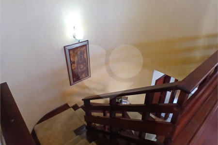 Sobrado à venda com 4 quartos, sendo 2 suítes, em Jardim Leonor, São Paulo, SP
