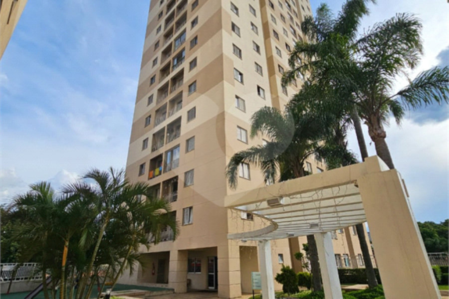 Apartamento à venda com 3 quartos em Vila Constança, São Paulo, SP