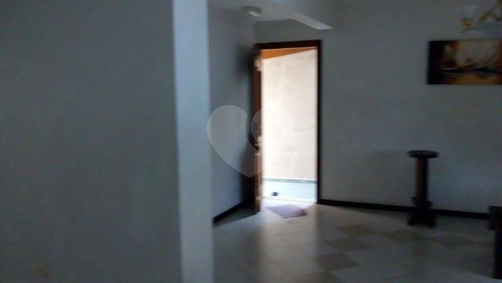 Sobrado à venda com 5 quartos, sendo 1 suíte, em Lapa de Baixo, São Paulo, SP