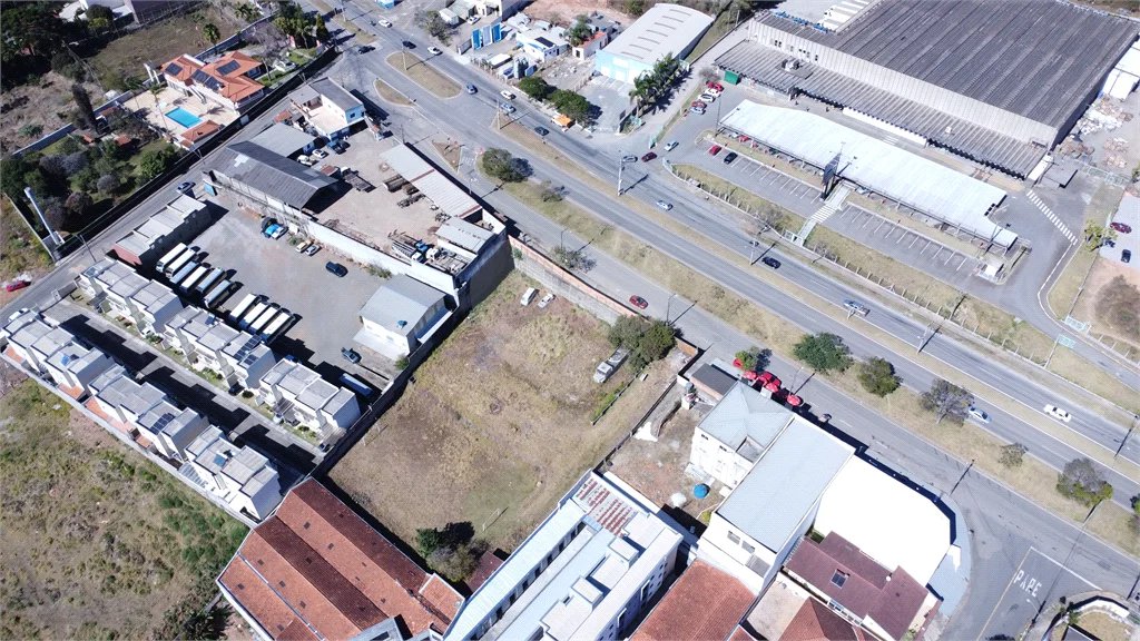 Terreno Plano para Construção ou Investimento – 3.200m² – Frente ao San Michel no bairro Campos Elíseos