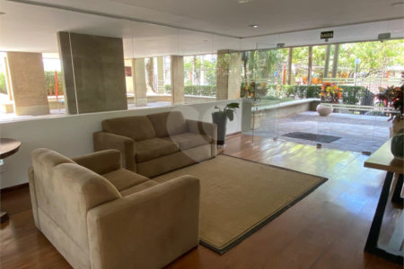 Apartamento à venda com 3 quartos, sendo 1 suíte, em Morumbi, São Paulo, SP