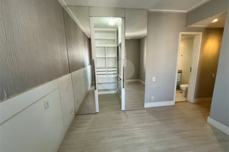 Apartamento à venda com 3 suítes em Mooca, São Paulo, SP