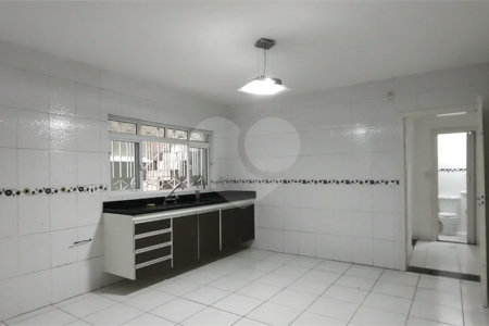 Casa à venda com 4 quartos, sendo 1 suíte, em Jardim Japão, São Paulo, SP