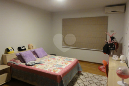 Sobrado à venda com 3 quartos, sendo 1 suíte, em Jardim São Paulo(zona Norte), São Paulo, SP