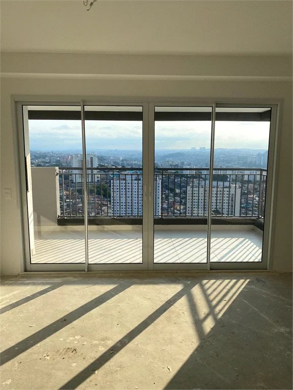 Apartamento à venda com 3 suítes em Jardim Caboré, São Paulo, SP