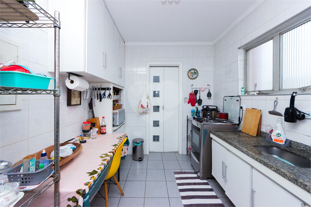 Apartamento à venda com 3 quartos, sendo 1 suíte, em Mirandópolis, São Paulo, SP