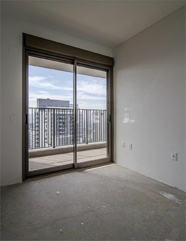 Apartamento à venda com 3 suítes em Pinheiros, São Paulo, SP