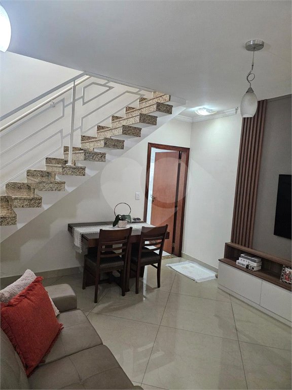 Sobrado à venda com 2 quartos, sendo 1 suíte,  em Vila Nova Mazzei, São Paulo, SP