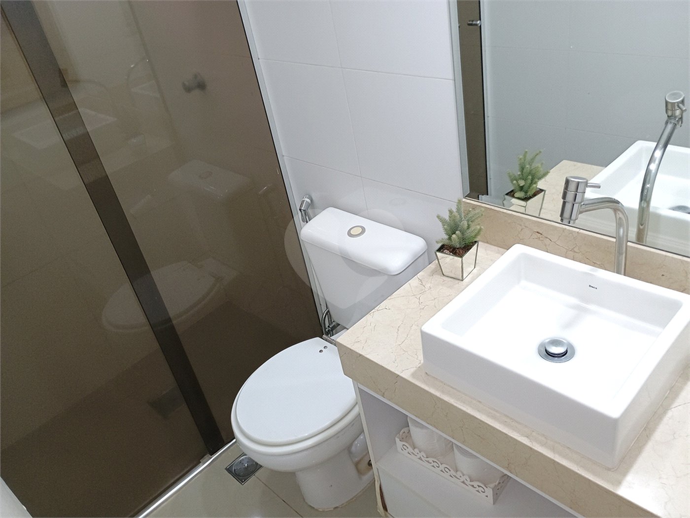 Casa à venda com 3 quartos, sendo 1 suíte, no condomínio Portal dos Pinheiros, Ribeirão Preto - SP