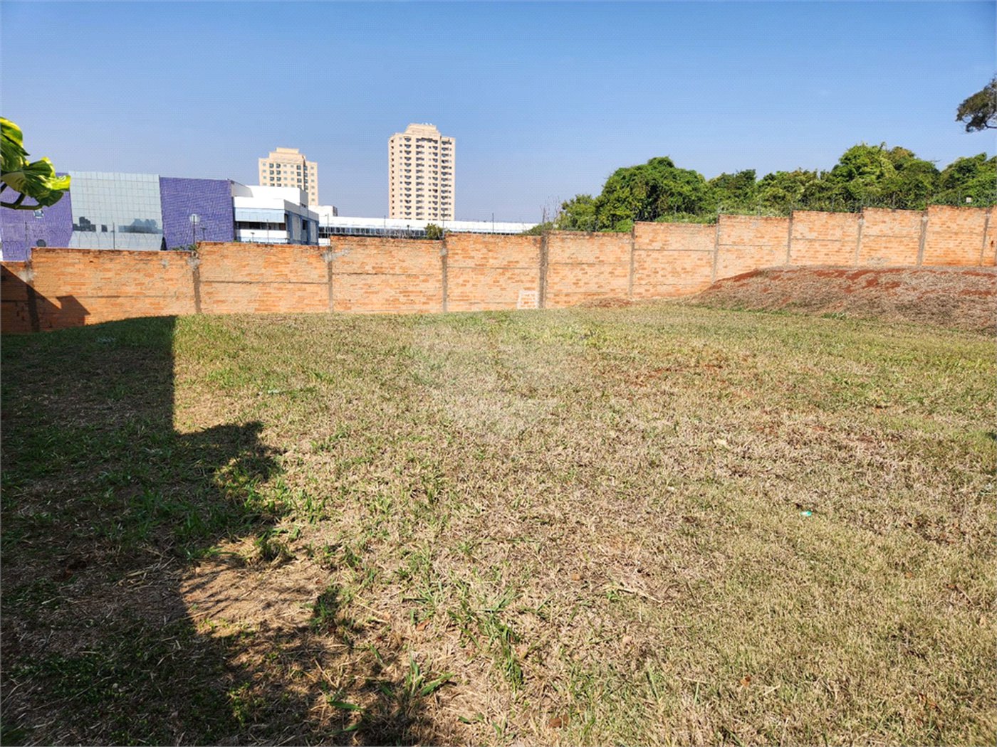 Terreno à venda em Altos do Jaraguá, Araraquara, SP