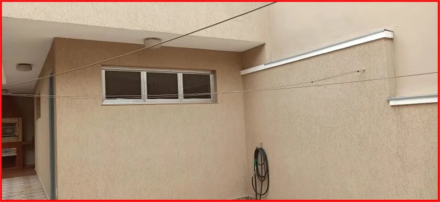Sobrado à venda com 4 quartos, sendo 1 suíte,  em Alto da Lapa, São Paulo, SP