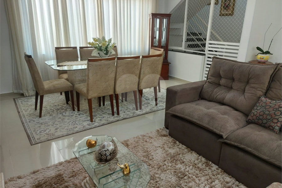Casa à venda com 3 suítes em Santa Terezinha, São Bernardo do Campo, SP