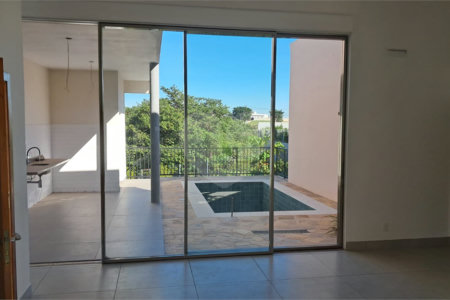 Casa à venda com 2 suítes em Village Porto Feliz, Porto Feliz, SP