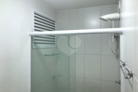 Apartamento à venda com 2 quartos em Chácaras São José, São José dos Campos, SP