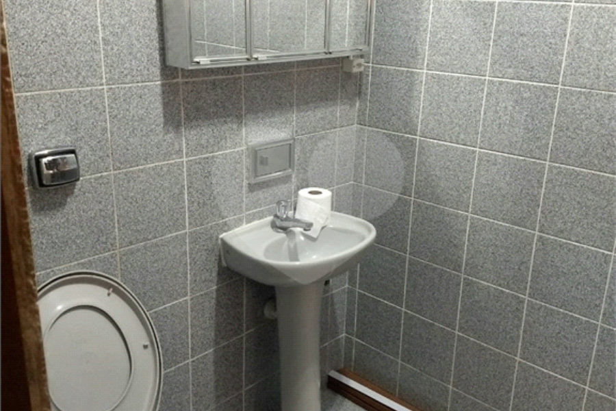 Sobrado à venda com 3 quartos, sendo 1 suíte, em Jardim França, São Paulo, SP