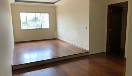 Apartamento à venda com 2 quartos, sendo 1 suíte,  em Jardim Aeroporto, São Paulo, SP